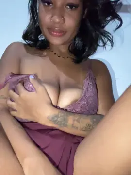 Cam4 Watch Live Sex Cams of lara_loba