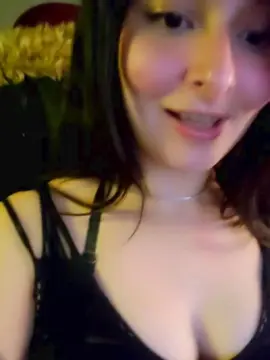 Cam4 Nude Webcam of Roxannepiggy