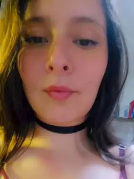 Cam4 Sex Cam of Roxannepiggy