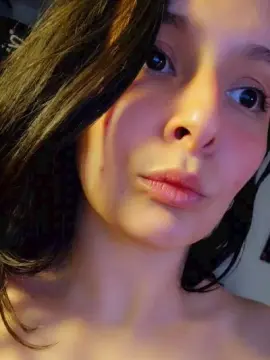 Cam4 Private Sex Chat of Roxannepiggy