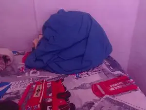 Cam4 Live Porn of HotDereck01