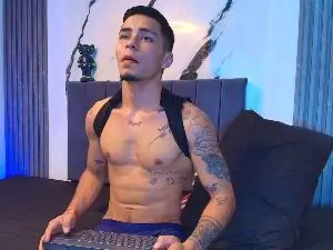 Cam4 Live Porn of thomass_conorr
