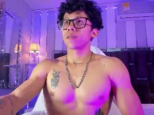 Cam4 Best Webcam of Akaza_