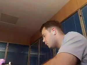 Cam4 Nude Webcam of alexxro19
