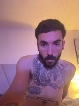 Cam4 Sex Chat of BigDickJohnny25