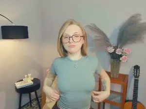 Cam4 Free Porn Cam of ReinaAusdemore