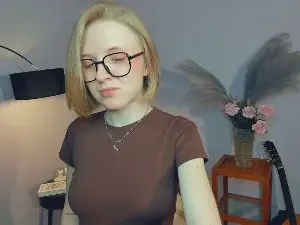 Cam4 Free Porn Cam of ReinaAusdemore