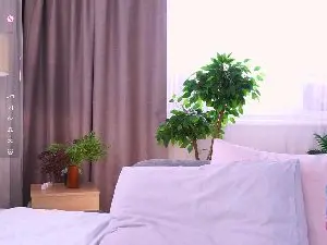 Cam4 Live Sex of OraDenner