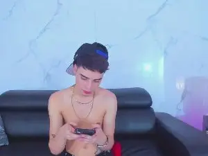 Cam4 Watch Live Sex Cams of Alex_twink_1