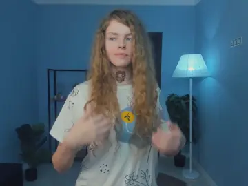 Cam4 Free Porn Cam of FalineCleverley