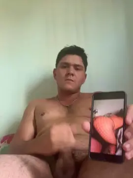 Cam4 Live Sex of tomassssxxx