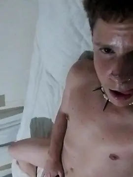 Cam4 Sex Cam of thiaguitoTrans