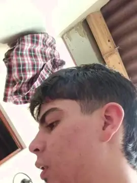 Cam4 Free Live Porn of leen18