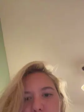 Cam4 Live Sex of paulavixen