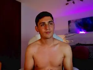 Cam4 Nude Webcam of ElianCruz