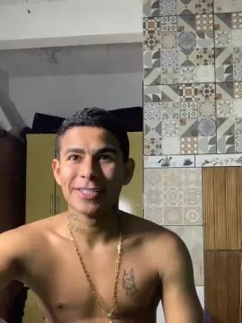 Cam4 Adult Video Chat of MARENTO23CMM