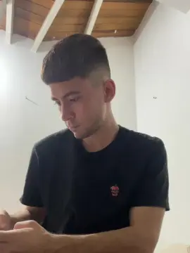 Cam4 Live Sex Cam of XMikeWhite