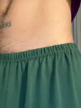 Cam4 Free Live Porn of Reedtwink