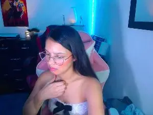 Cam4 Live Porn of room_kiitty