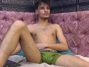 Cam4 Free Porn Cam of KevinnSpice