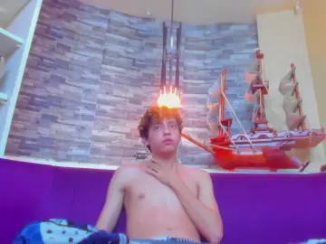 Cam4 Live Sex Cam of Twinkk_Guy