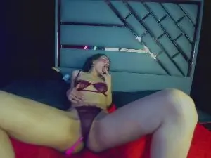 Cam4 Live Porn of clarita_hills