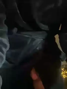 Cam4 Live Porn of Chicojooveen