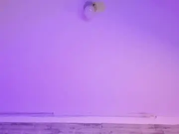 Chaturbate Free Porn Cam of naiawhisper