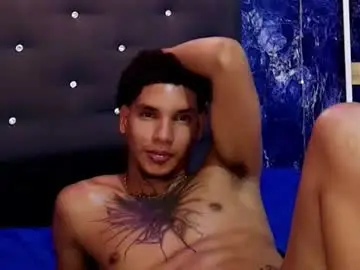Chaturbate Adult Video Chat of owen_blaze3