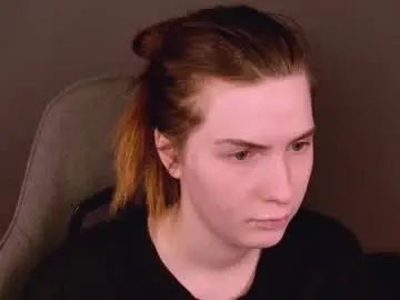 Chaturbate Free Live Porn of aliceinredsquare_