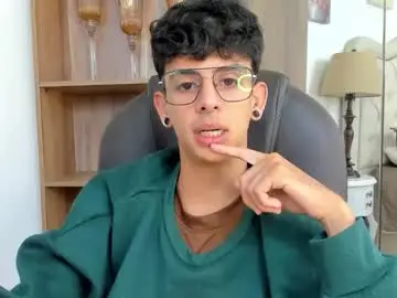 Chaturbate Best Webcam of andyxibrat