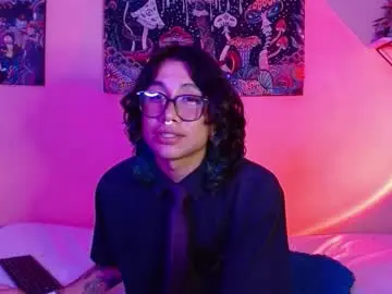 Chaturbate Adult Video Chat of lovely_mathew