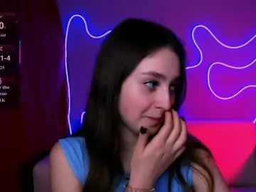 Chaturbate Live Sex Cam of rosalie_swan3