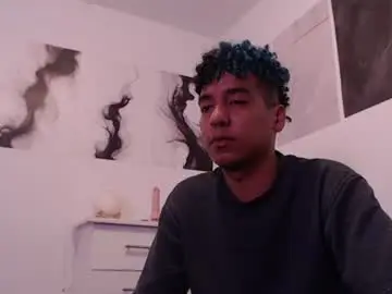 Chaturbate Live Sex of _noahsmith
