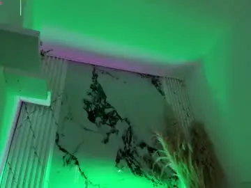 Chaturbate Live Sex Cam of anaiaclarck