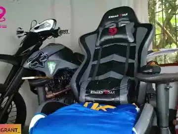 Chaturbate Live Porn of ash_wingrant