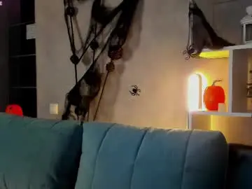 Chaturbate Free Live Porn of ellen_hops