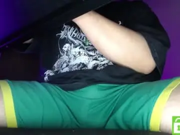 Chaturbate Live Sex Cam of room_hot_x