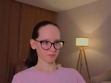 Chaturbate Adult Webcams of lynettebails