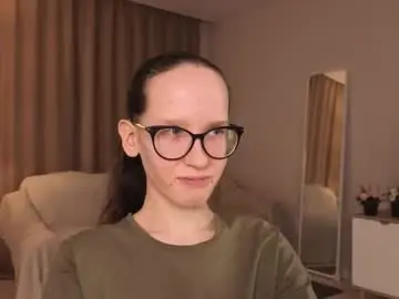 Chaturbate Live Sex Cam of lynettebails