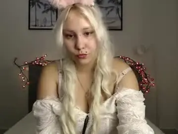 Chaturbate Adult Video Chat of martela_meri