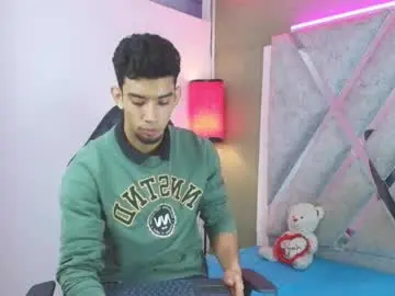 Chaturbate Best live sex cam show of prince_arthur77