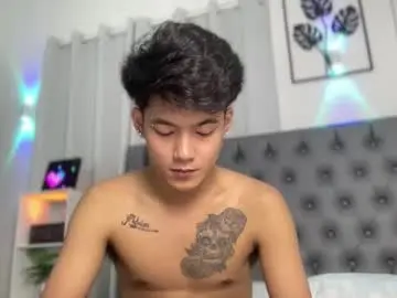 Chaturbate Live Sex Cam of xaldrian_destroyer