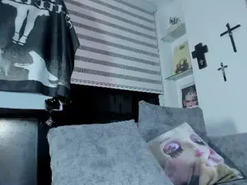 Chaturbate Sex Cam of zombieeporcelainex
