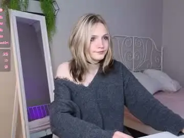 Chaturbate Live Sex Cam of lexa_demi