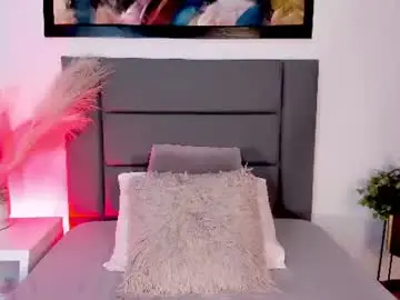 Chaturbate Adult Webcam of maddylovee_