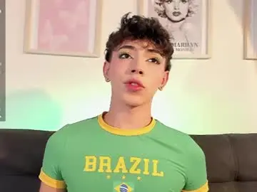 Chaturbate Live Sex Cam of evan_voss