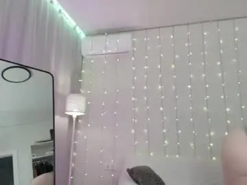 Chaturbate Live Sex Cam of lindamlem