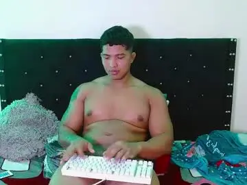 Chaturbate Adult Webcams of tommy_montana57935