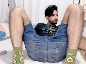 Chaturbate Watch Live Sex Cams of adrian_falcon